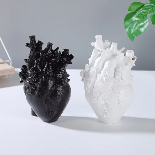 Modern Heart-Shaped Resin Vase | Black & White Minimalist Home Décor