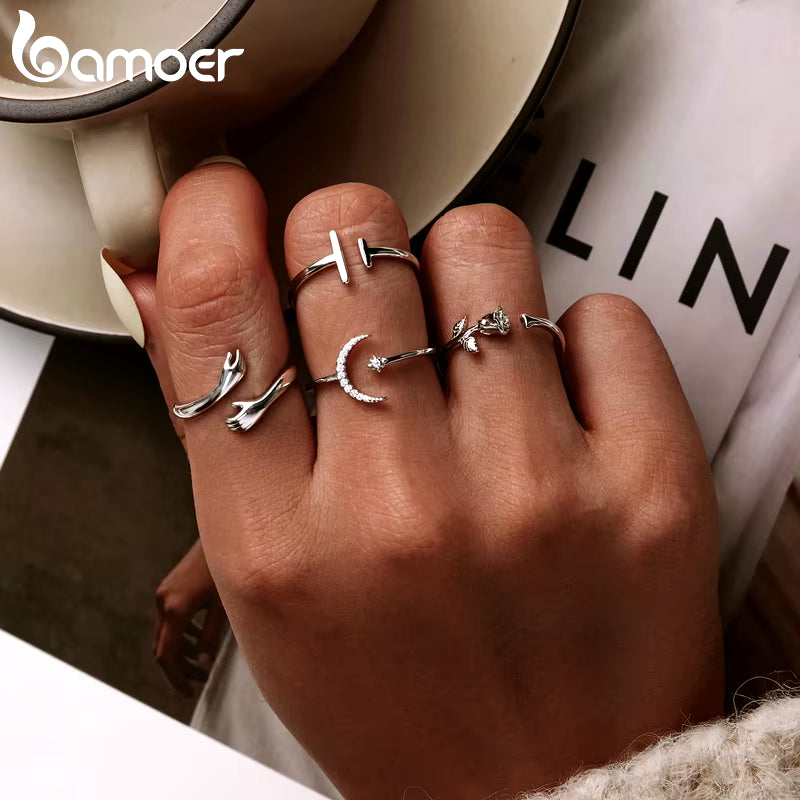 925 Sterling Silver Hug Ring | Adjustable Symbol of Warmth & Love – Elegant Gift for Women